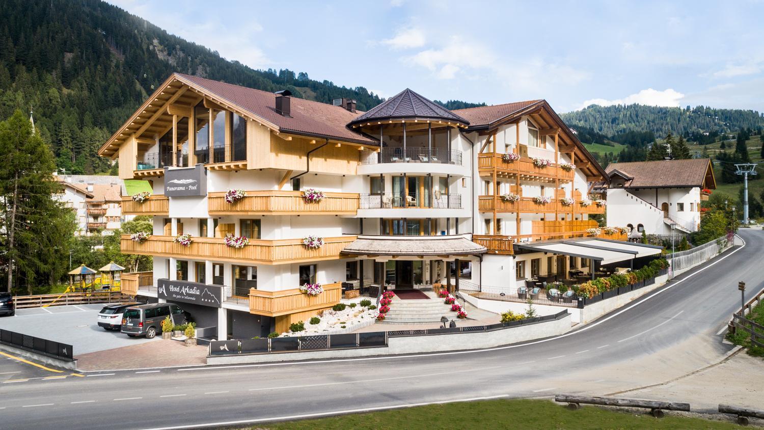 Hotel Arkadia - "Adults Only" Corvara In Badia Eksteriør bilde